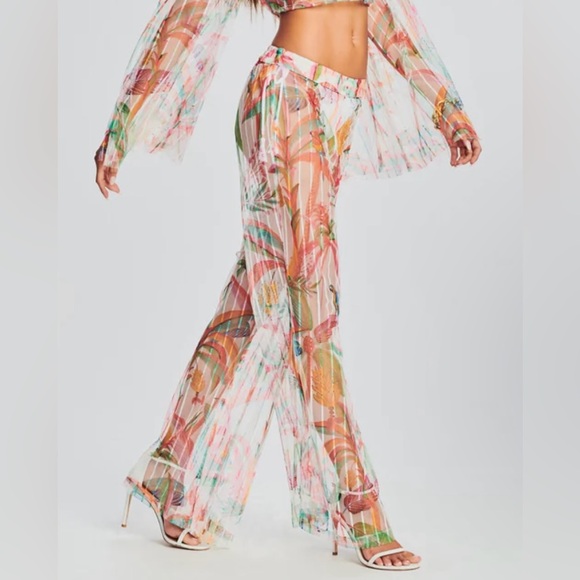 RIO PANTS Rococo Sand $246 Retail - Picture 2 of 6